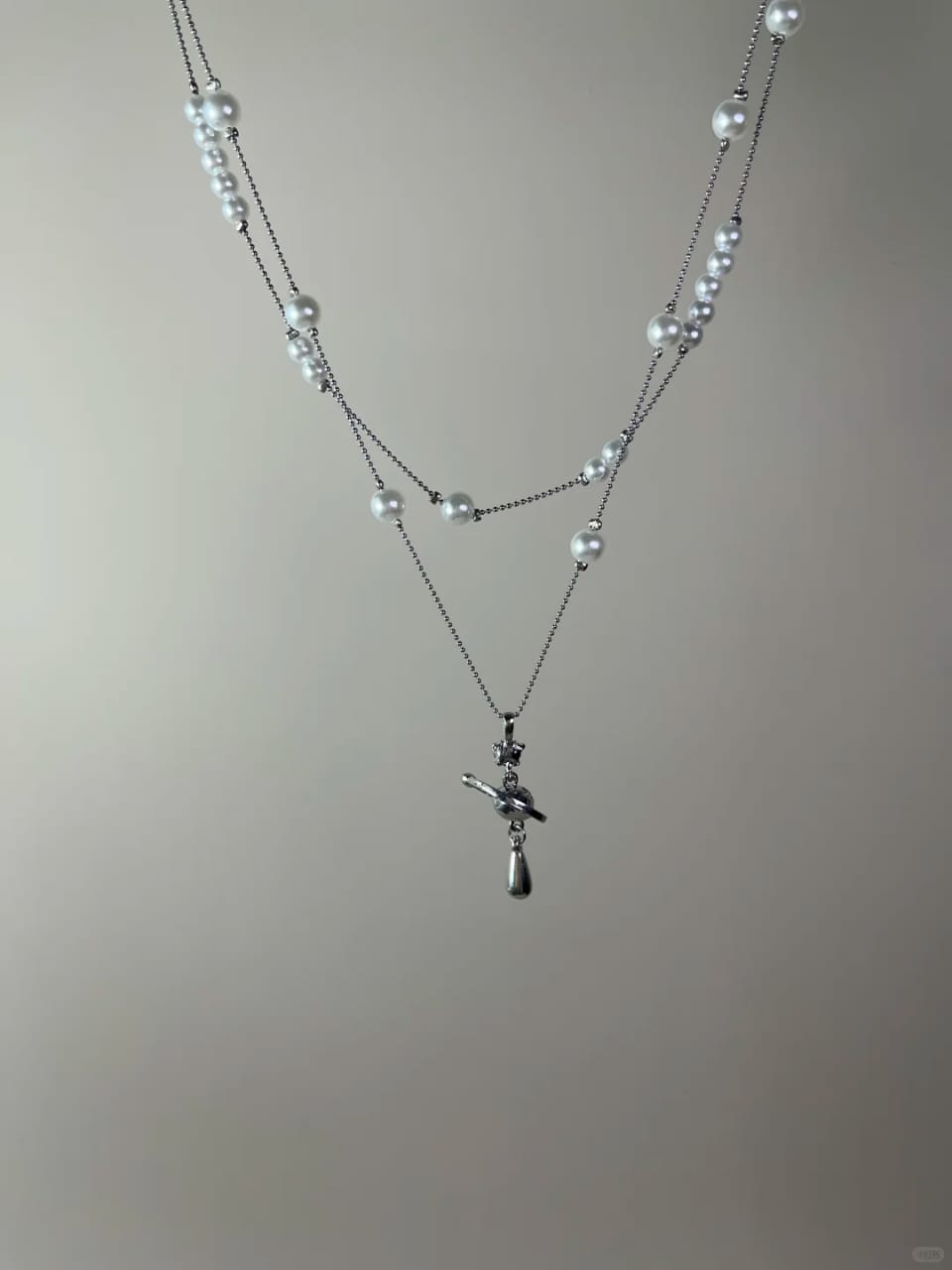 Ballerina Pearl Long Dangle Necklace