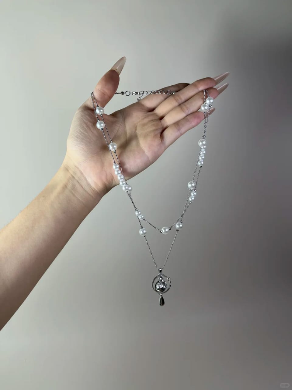 Ballerina Pearl Long Dangle Necklace