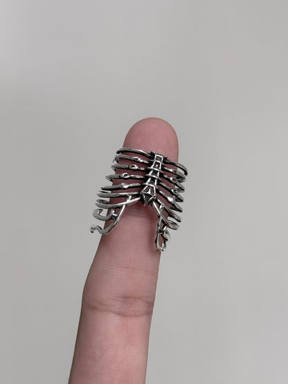 Exposed Rib Ring