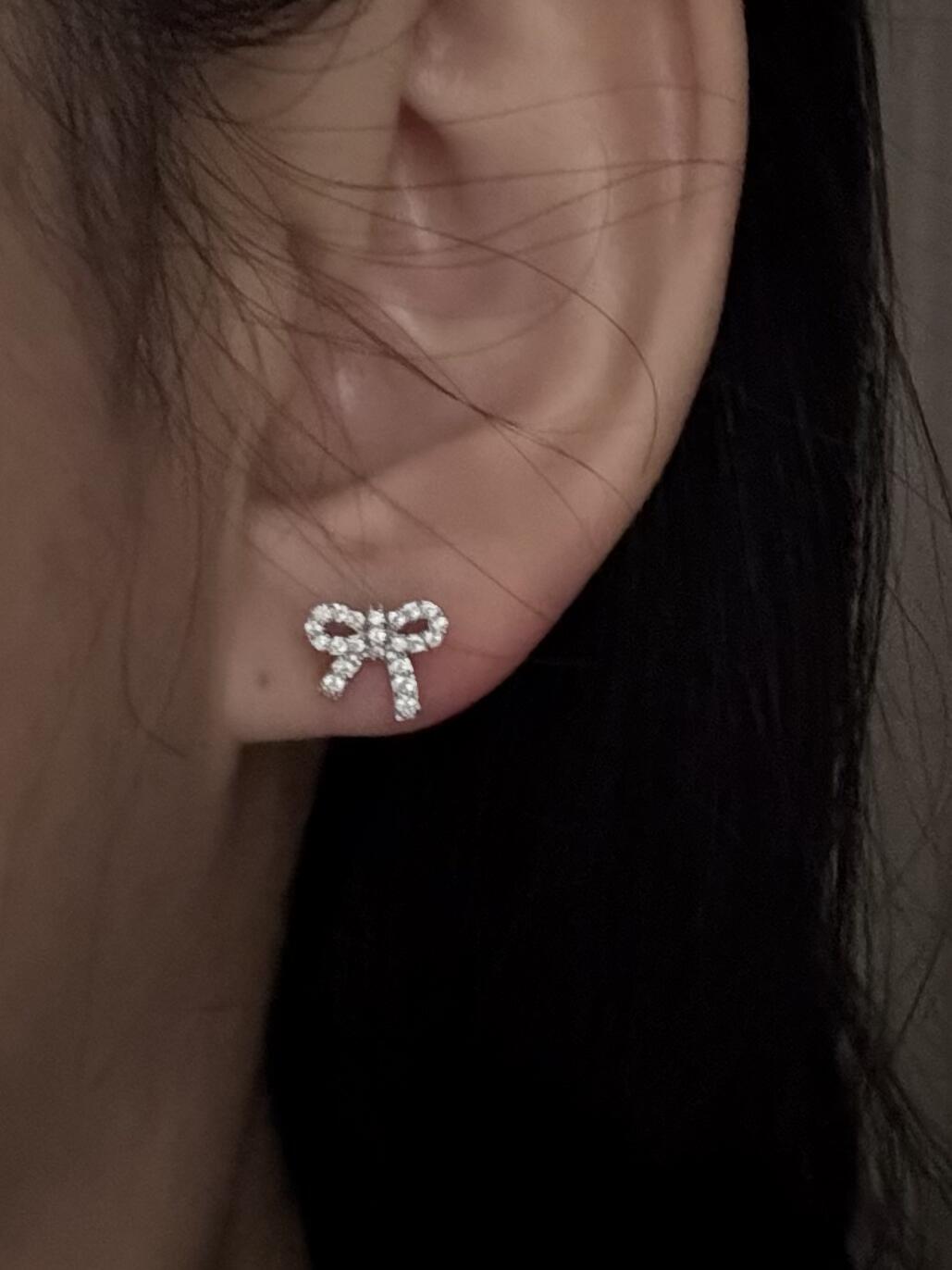 Silver Crystal Bow Lobe Stud