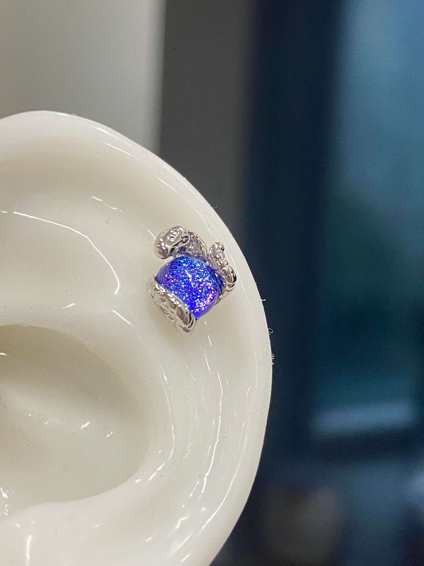 Secret Garden Froggy Studs