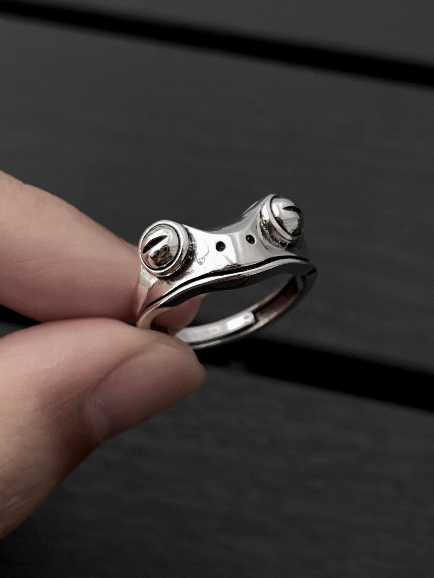 Silver Froggy Ring