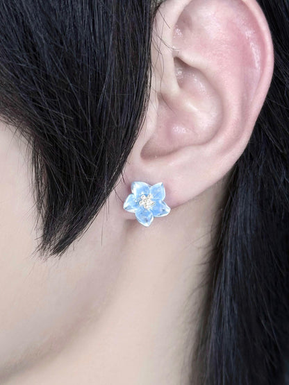 Blue Petal Bloom Lobe Earrings