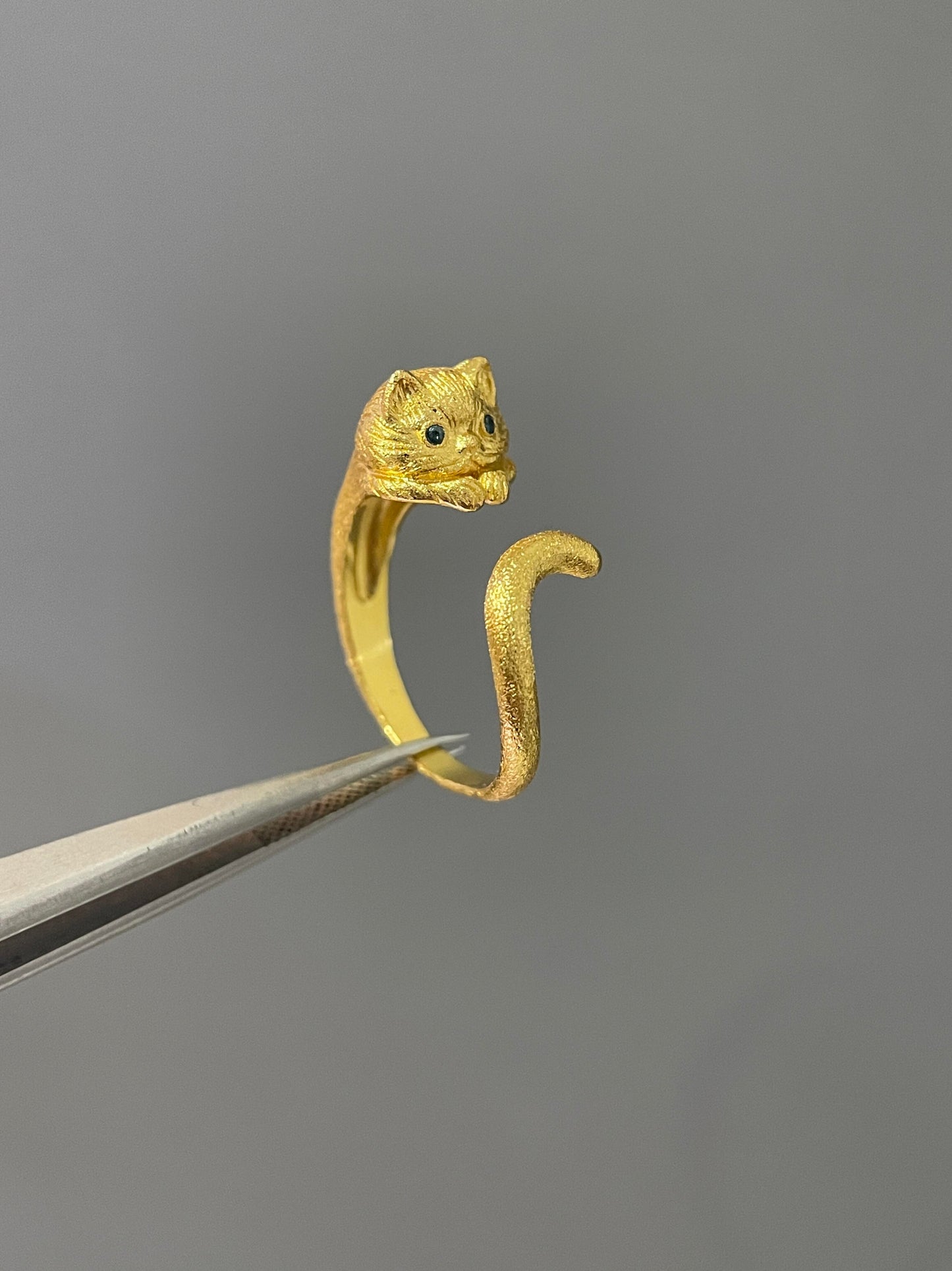 Sun-Kissed Kitten Ring