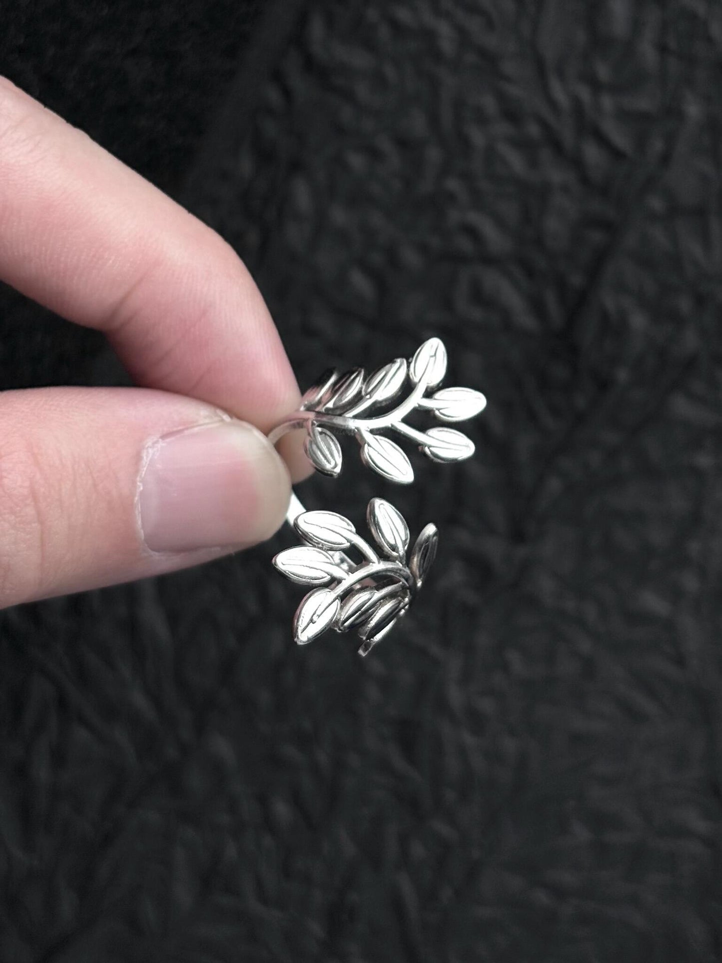 Leaf Vine Helix Rings
