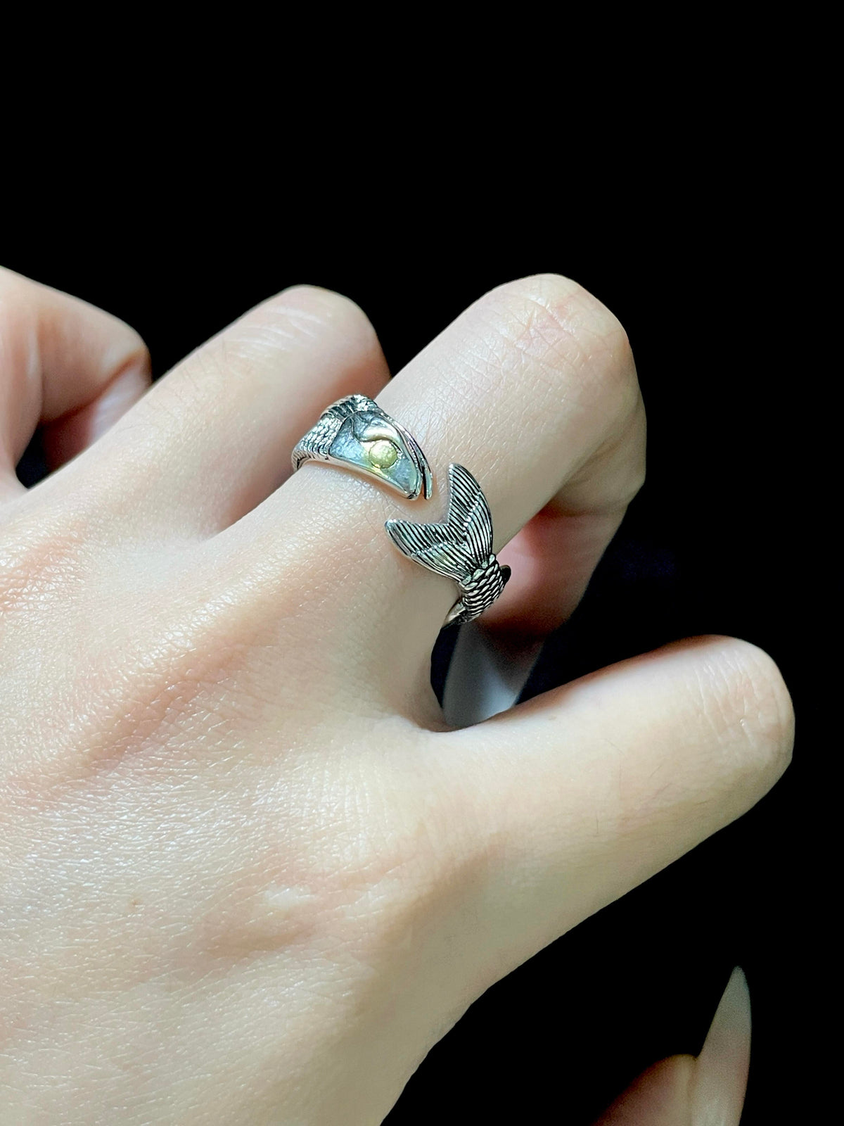 Whale Tail Ring
