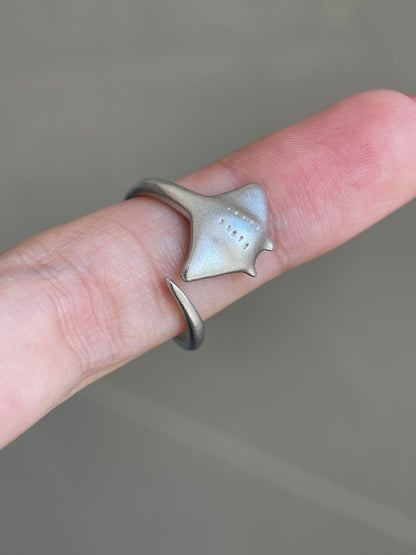 Oceanic Drift Ring