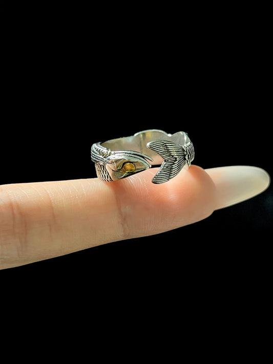 Whale Tail Ring