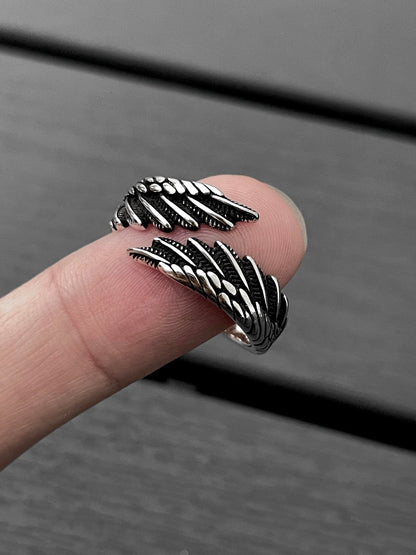 Soft Angel Wings Ring