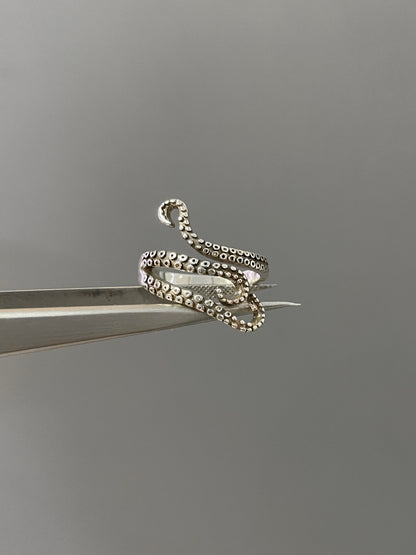 Octopus Tentacle Adjustable Ring