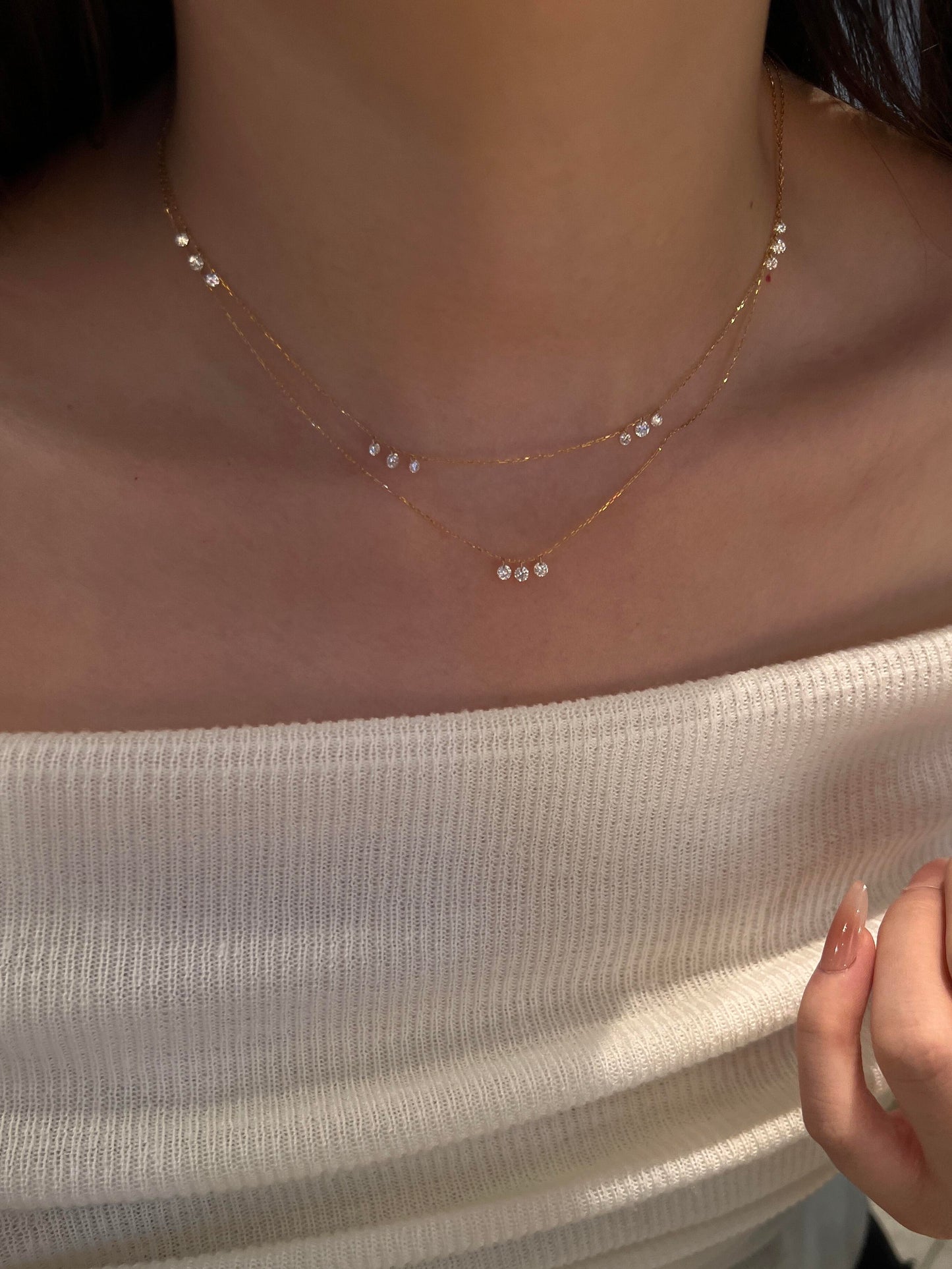 Manifold Diamonds Dainty Necklace