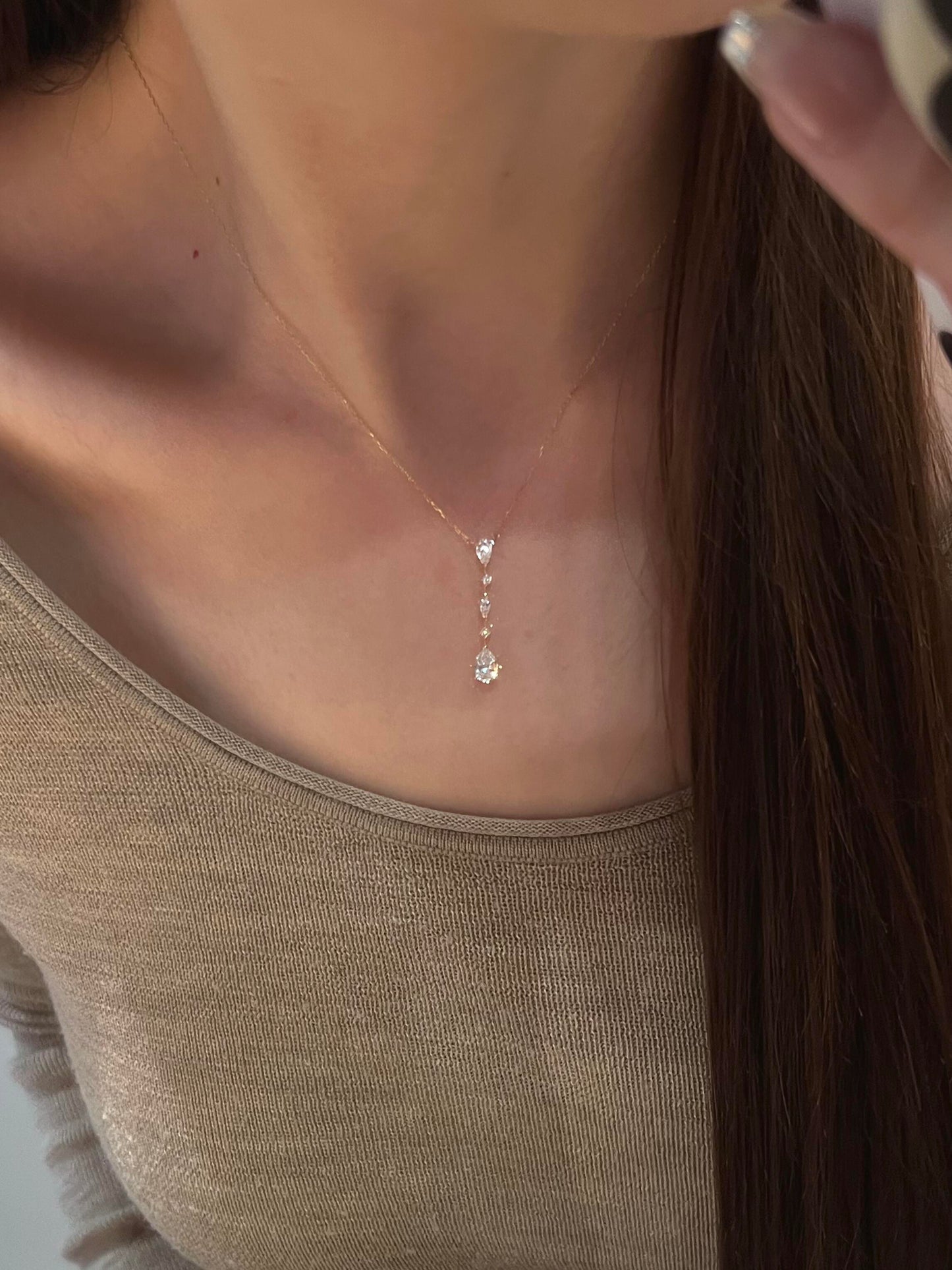 Continuous Teardrop Gold Dainty Necklace