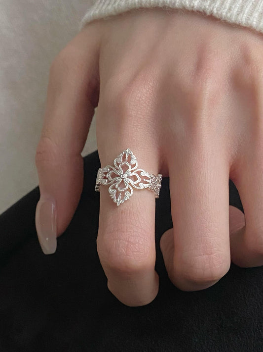 Silver Lace Clover Ring
