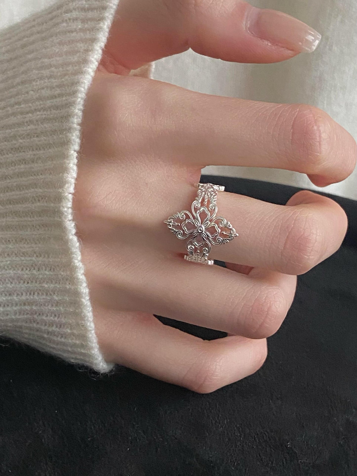 Silver Lace Clover Ring