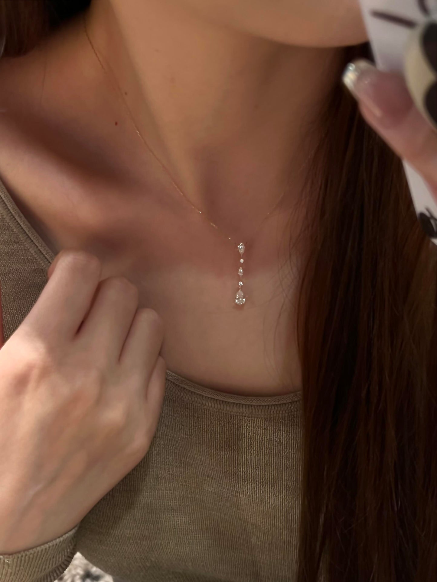 Continuous Teardrop Gold Dainty Necklace