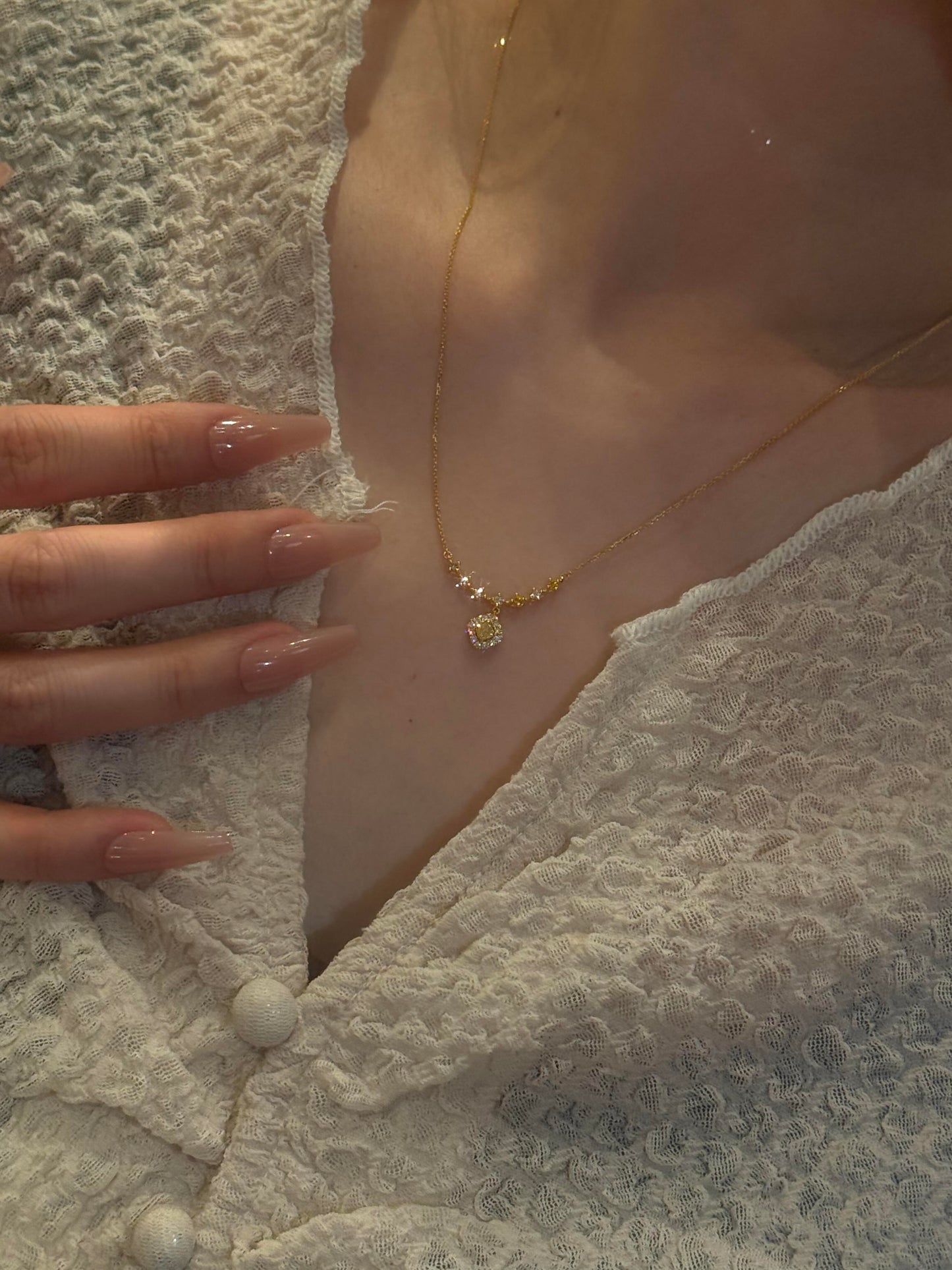 Dahlia Gold Dainty Necklace