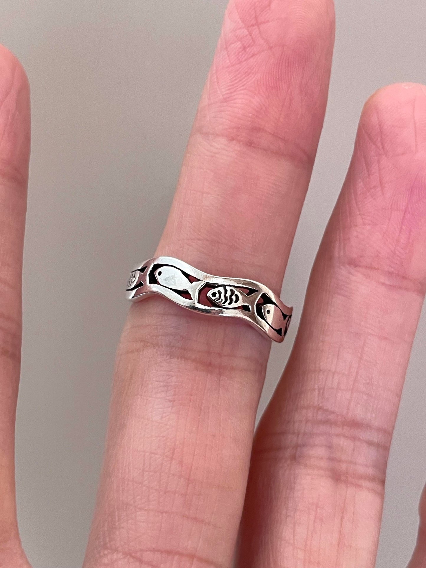 Sterling Silver School of Fish Wave Ring