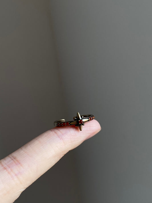 Bronze Red Crystal Star Ring