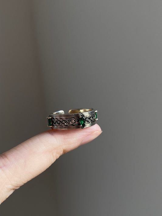 Silver Celtic Emerald Ring