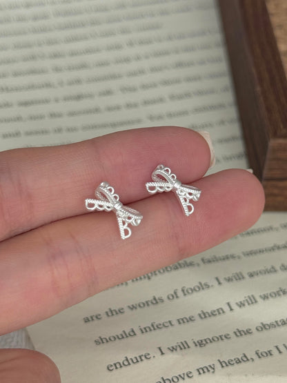 Lace Bow Earrings