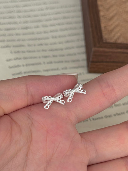 Lace Bow Earrings
