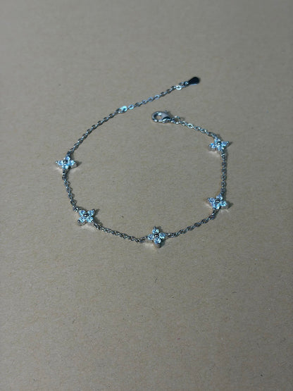 Lucky Clover Station Bracelet