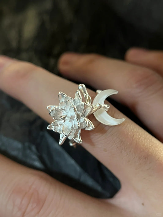 Night Garden Flower Ring