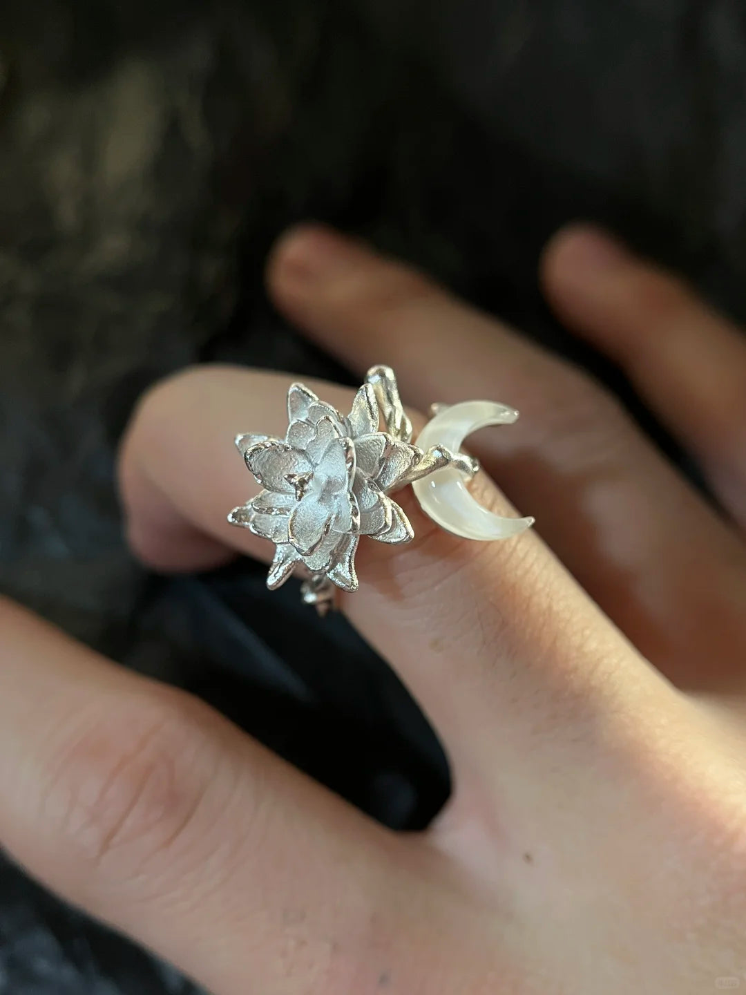 Night Garden Flower Ring