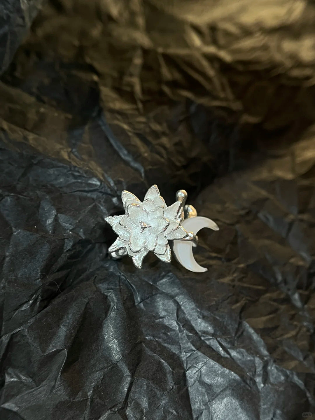 Night Garden Flower Ring