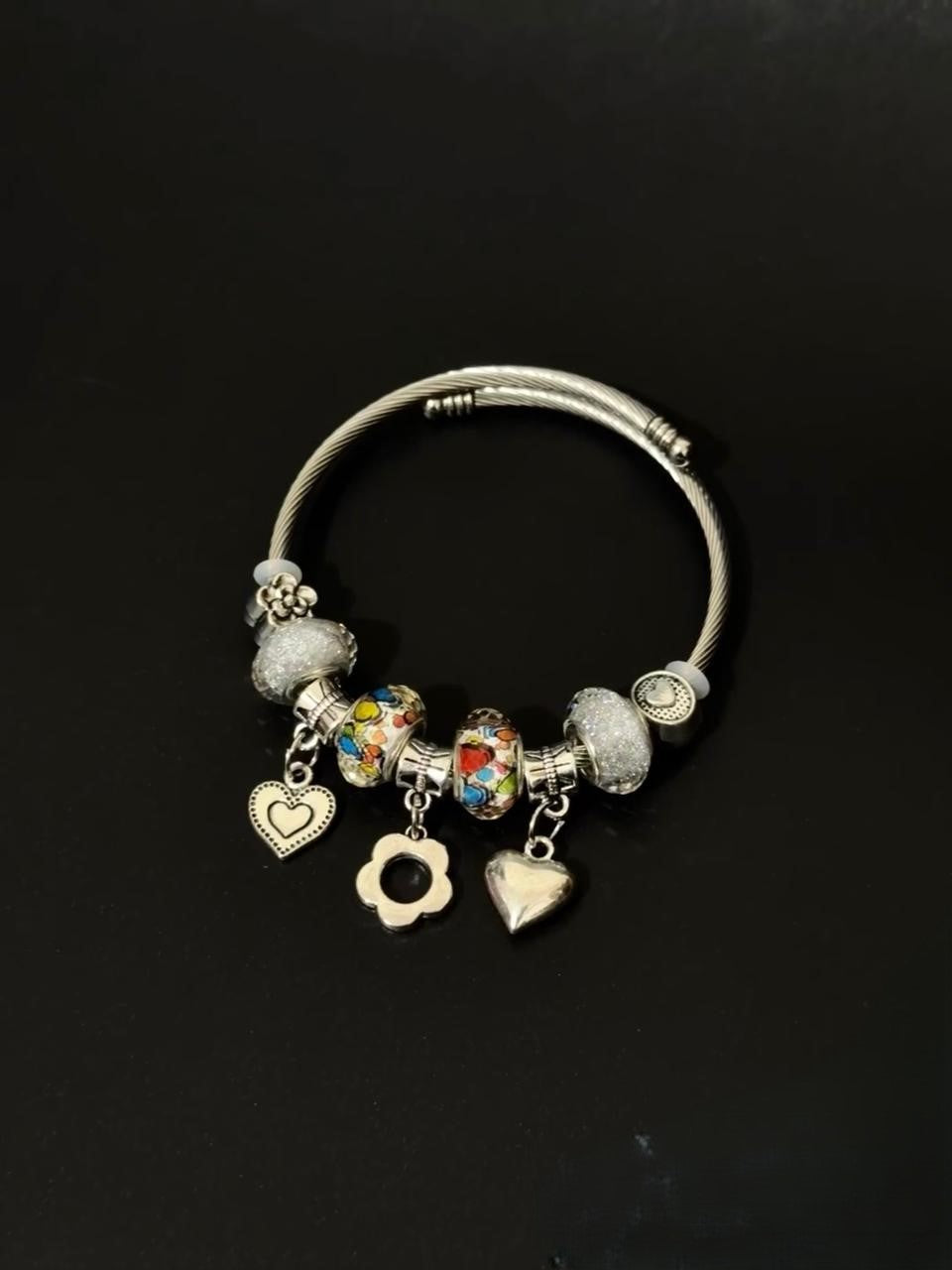 Dazzling Flower & Heart Charm Bracelet