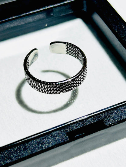 Dragon Scale Adjustable Band Ring